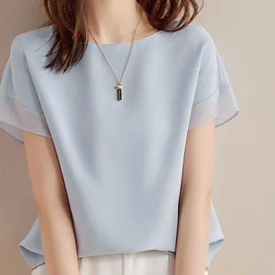 着回し自在！ ラウンドネック 平日 シフォン 半袖 無地 シンプル シフォンシャツ ブルー fashion ootd カジュアルコーデ ファッション コーディネート 今日のコーデ coordinate トレンドコーデ 着回しコーデ 大人コー